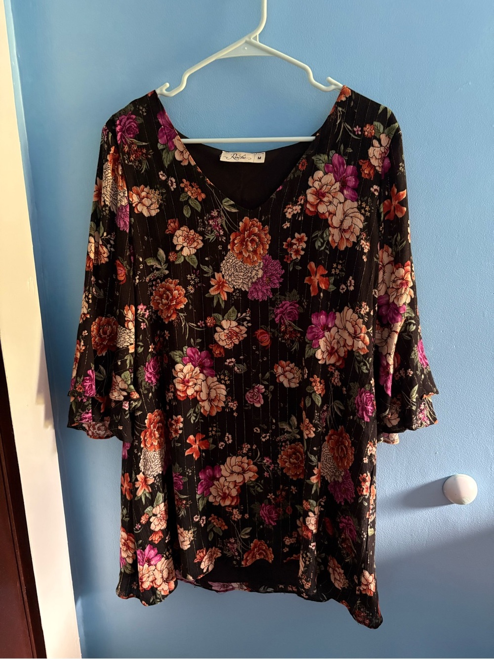 Ruche Black Floral V-Neck Long Sleeve Tunic